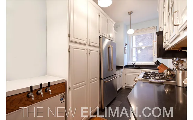 Sold by Douglas Elliman | media 2