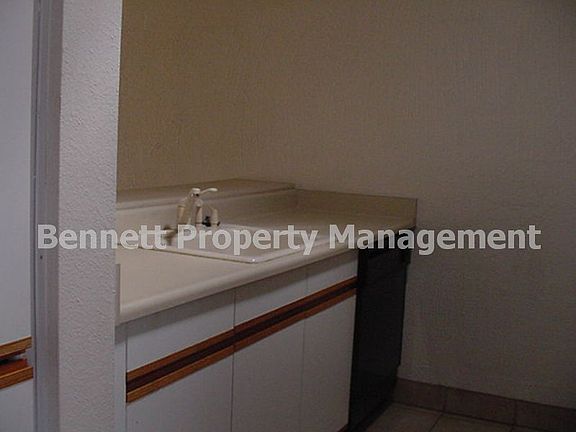 4th image of 3314 N 68th St Unit 230