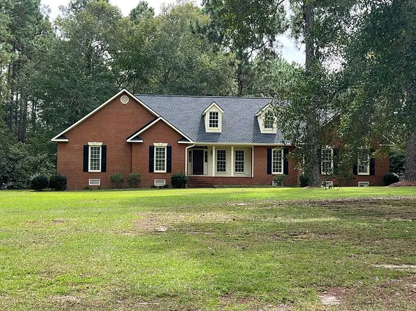 111 S Lake Dr, Moultrie, GA 31768