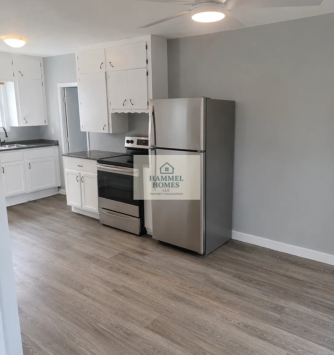 2 bed, 1000 sqft, $895 — Photo 2