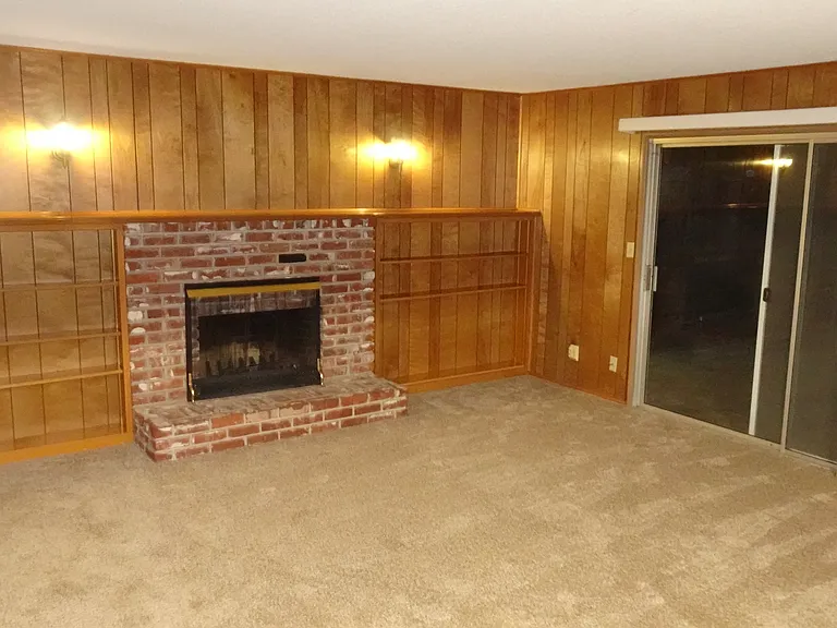 6345 N Spalding Ave — Photo 8