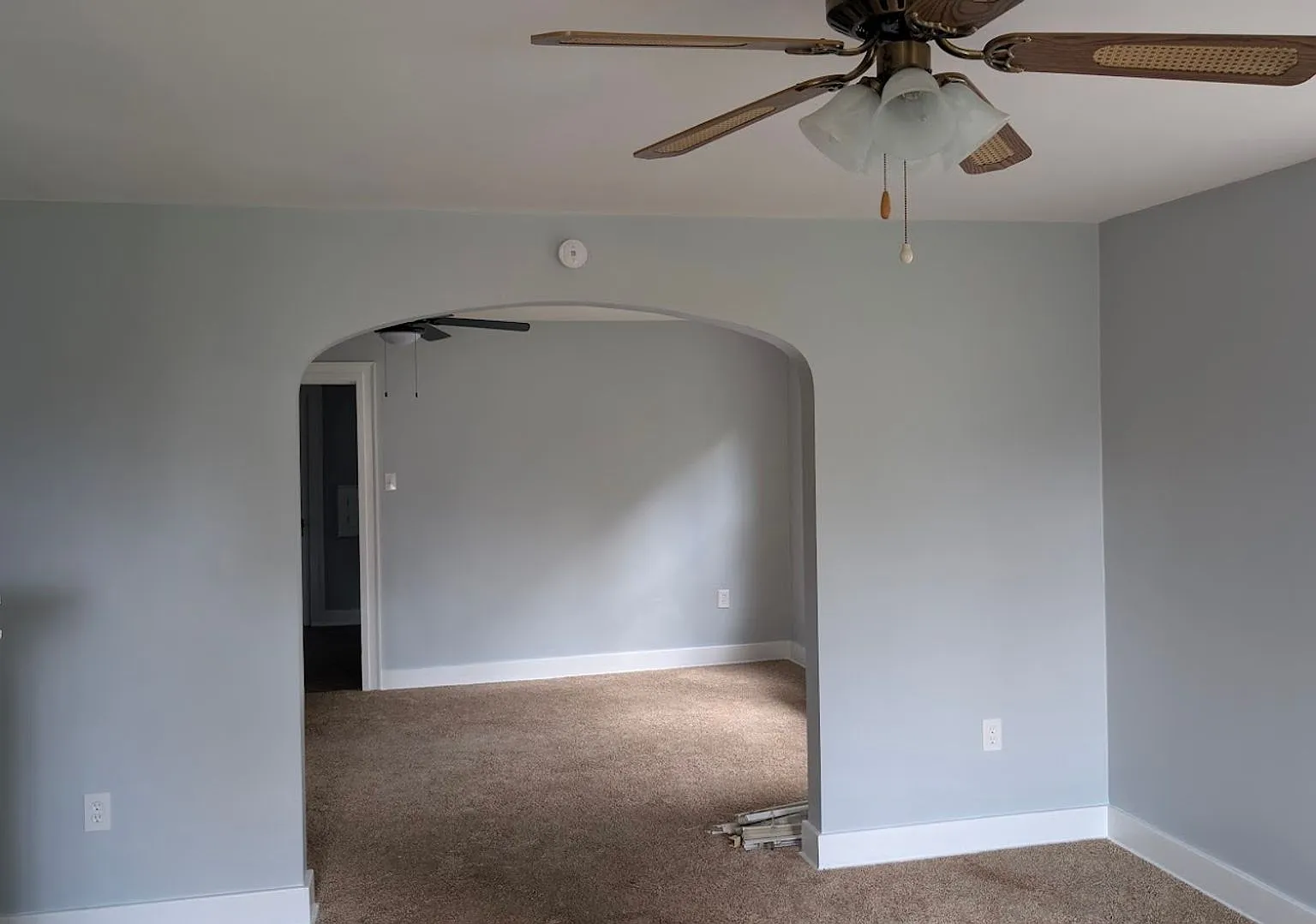 Bellevue, Avalon - First Floor Large 2 Bedroom Apartment — Photo 2