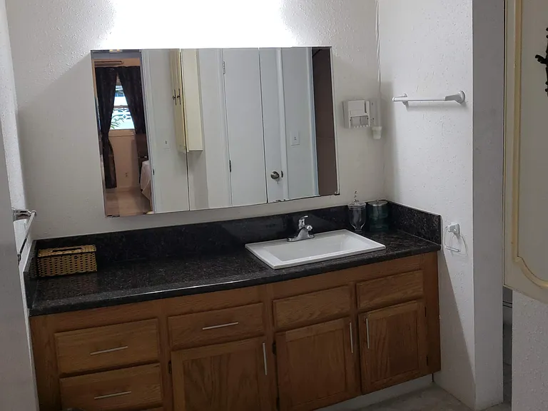 5110 Kilauea Ave — Photo 6