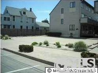 26 Philadelphia Ave, Lavallette, NJ 08735