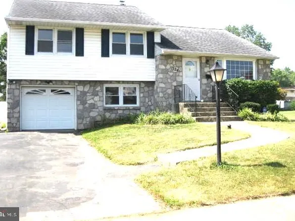324 Patton Ave, Brookhaven, PA 19015