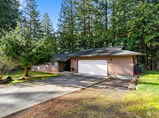 8 Topper Dr, Bellingham, WA 98229