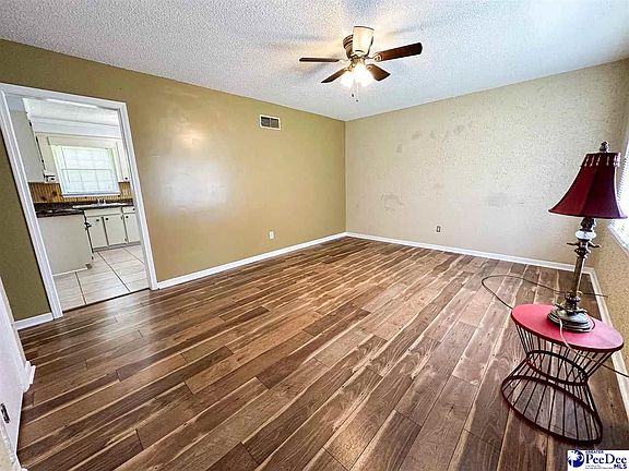 4th image of 1106 Beauvoir Dr