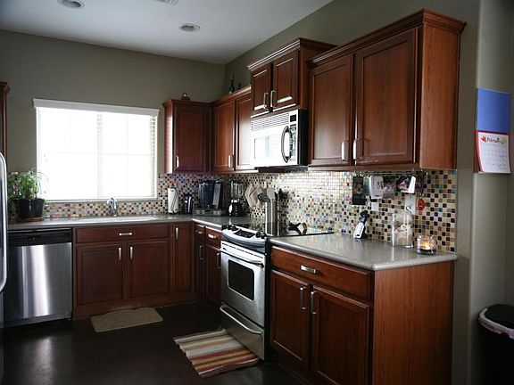 4th image of 26527 N 53rd Gln