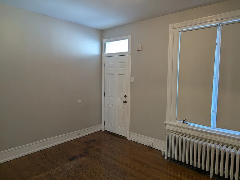 950 N Saint Bernard St — Photo 9