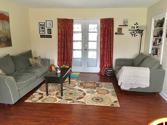 3rd image of 1320 31st St
