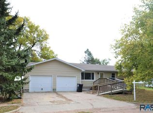 110 S Walnut Ave, Bridgewater, SD 57319