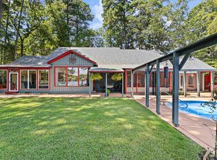 2022 W Lake Dr, Gladewater, TX 75647
