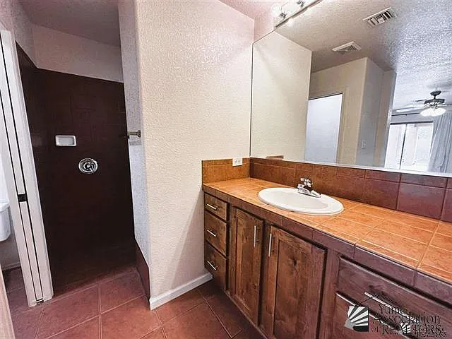 11857 E 27th Pl — Photo 16