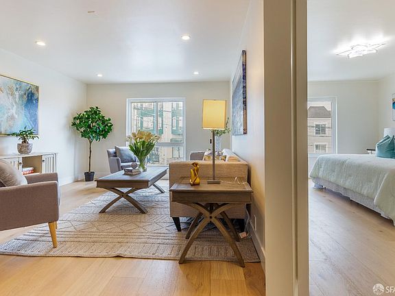 5th image of 506 Taraval St