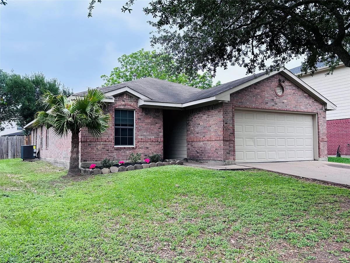 Building Photo - 6402 Hayman Dr