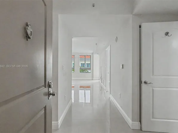 7350 SW 89th St, Miami, FL