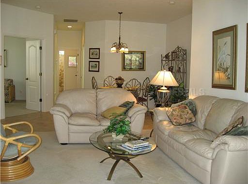 5th image of 914 Paisley Ct #8