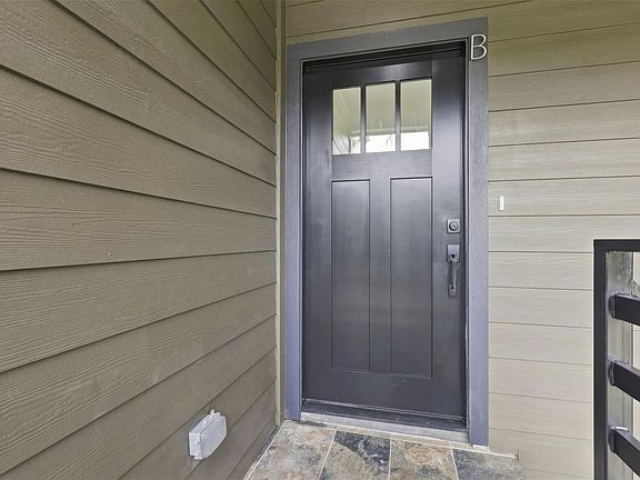 5th image of 2518 Lucky St