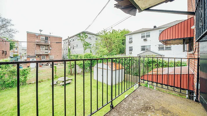 Rented by Nooklyn NYC LLC | media 11