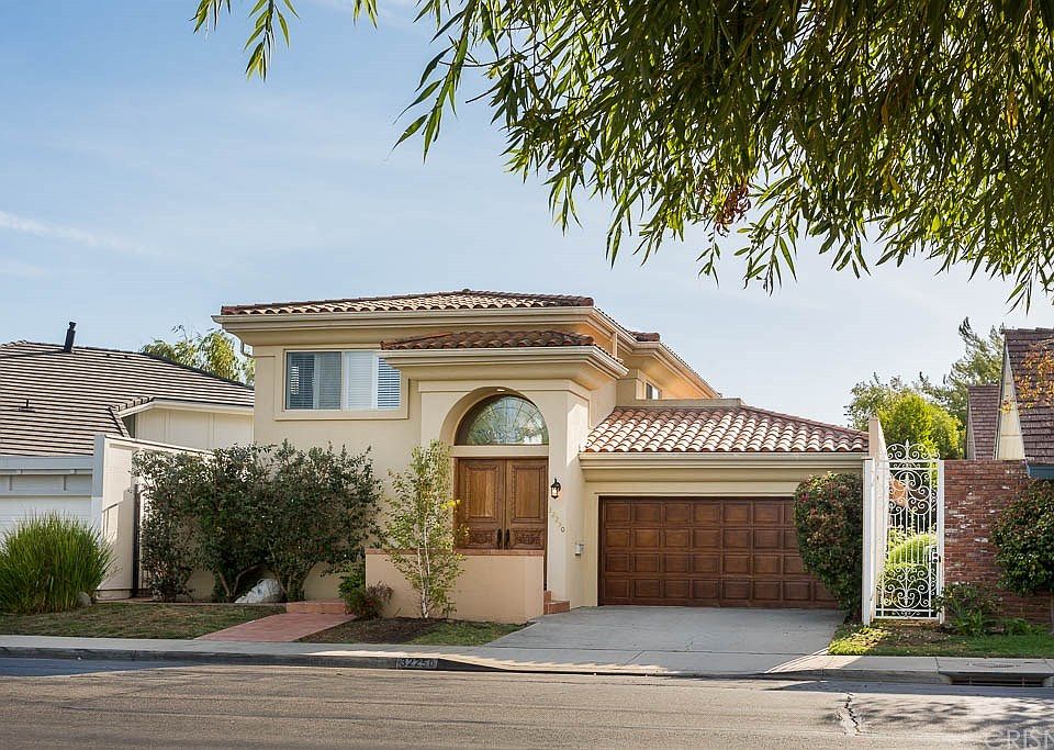 1st image of 32250 Oakshore Dr