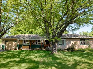 11515 Joeger Rd, Auburn, CA 95602