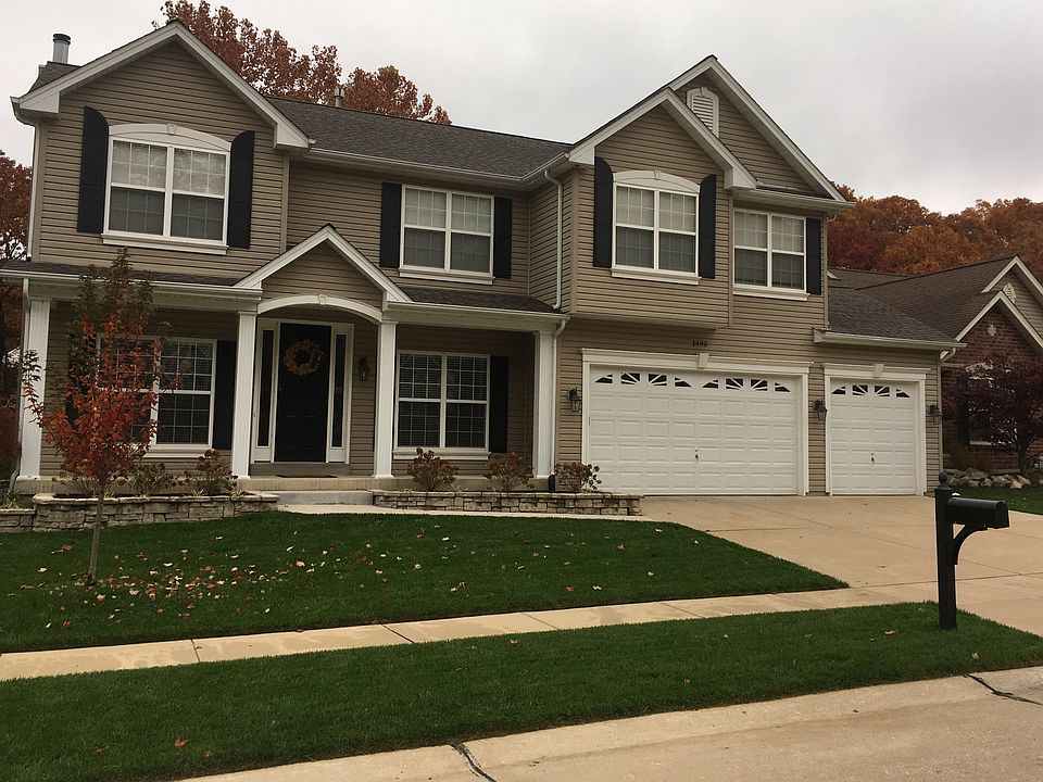 Move In Ready!  MUST SEE!