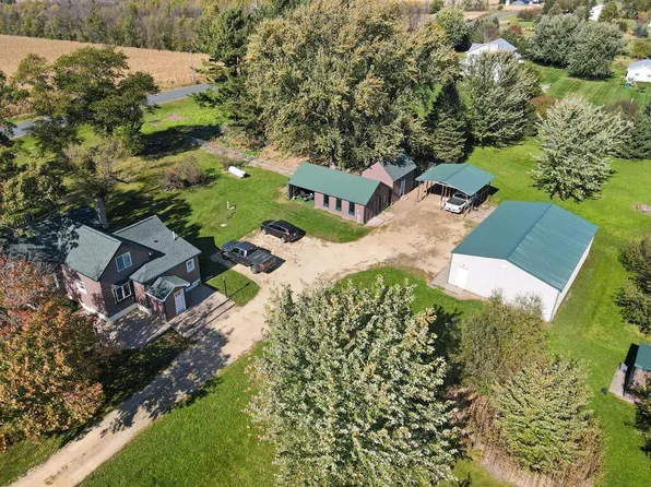 2206 90th Ave, Baldwin, WI 54002