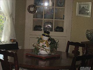4th image of 69 Stanton St