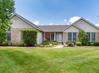 5197 Rosemount Dr, Weldon Spring, MO 63304