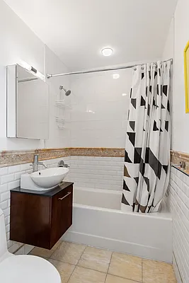 Sold by Compass | media 7