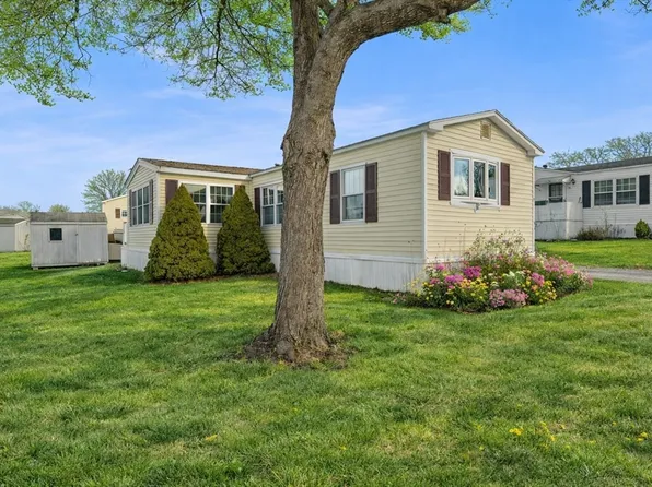 9 Musket Rd, Taunton, MA 02780