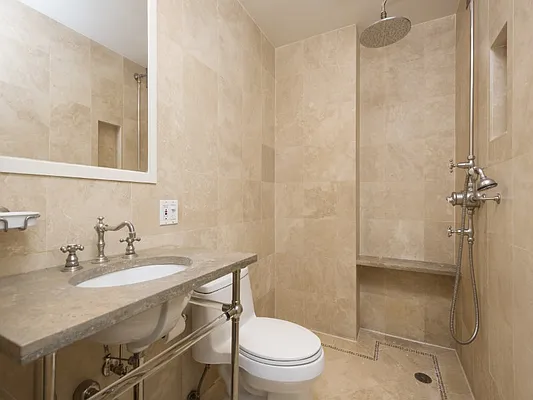 Sold by Sotheby's International Realty | media 16