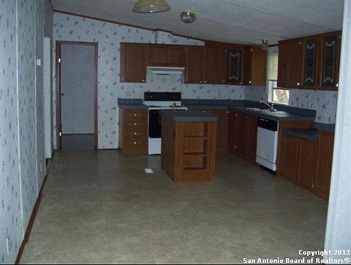 2nd image of 1601 E Street