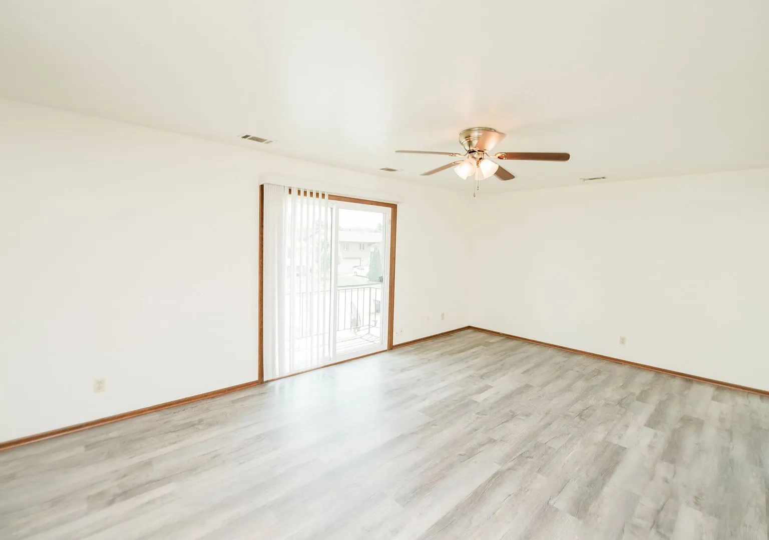 3320 Randolph Place — Photo 3