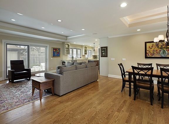 3rd image of 1425 Estate Ln