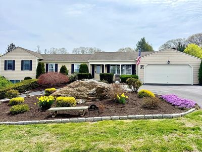 39 Greenbriar Rd, West Warwick, RI, 02893