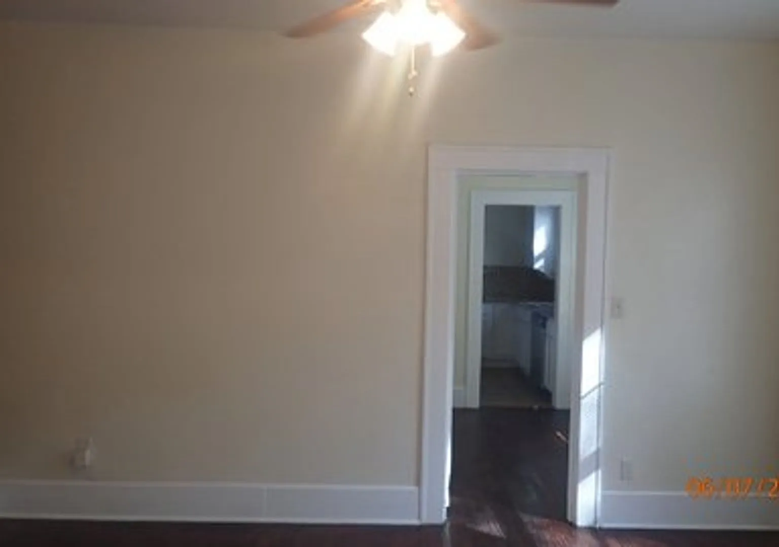 1 Bedroom, 1 Bath Duplex in Junius Heights! — Photo 4
