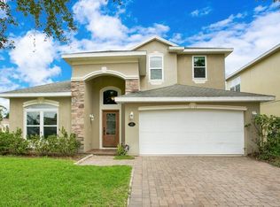 819 Victoria Hills Dr S, Deland, FL 32724