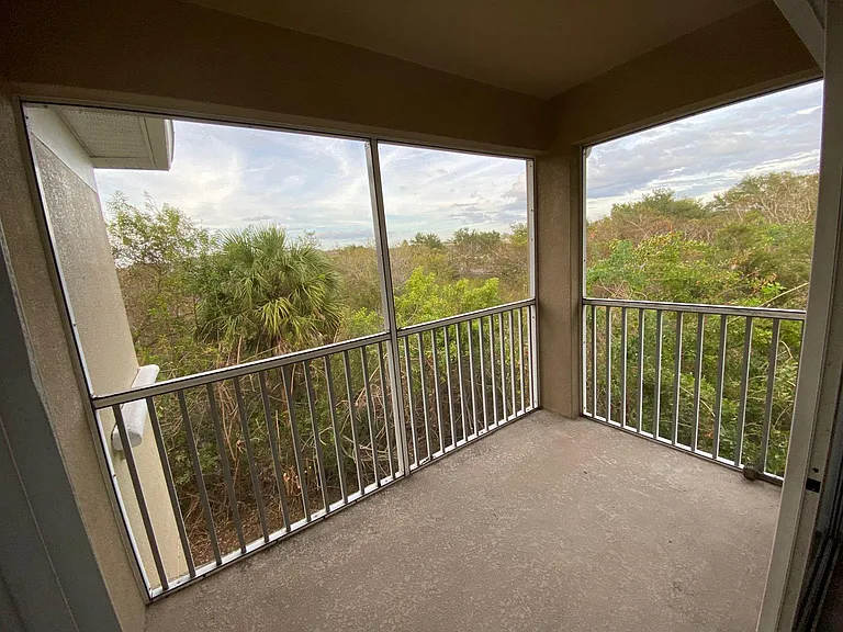6411 Cypressdale Dr #202 — Photo 13