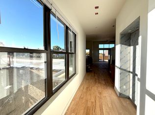 Spectacular 3 Bed/3 Bath Penthouse Apartment in prime Lincoln Park Location. Semi-Private Elevato..., Chicago, IL 60614