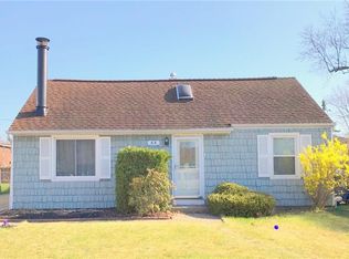 44 Wisteria Ave, Amherst, NY 14226