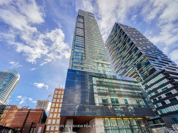 39 Roehampton Ave, Toronto, ON