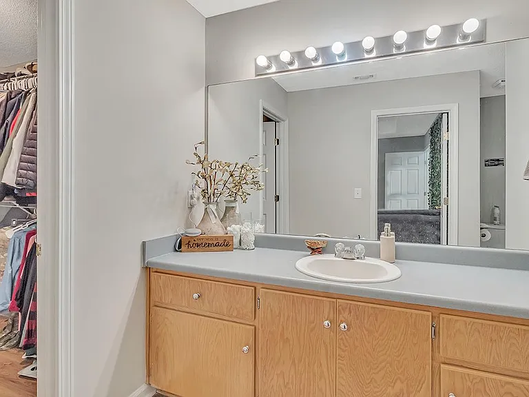 118 Blaine Ct — Photo 16