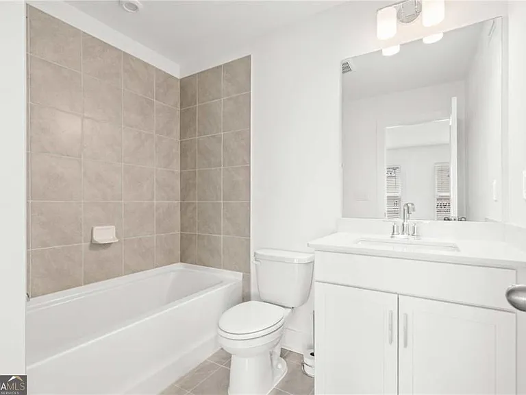 3437 Catalan Aly #20 — Photo 41