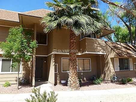 1st image of 2522 Paradise Village Way