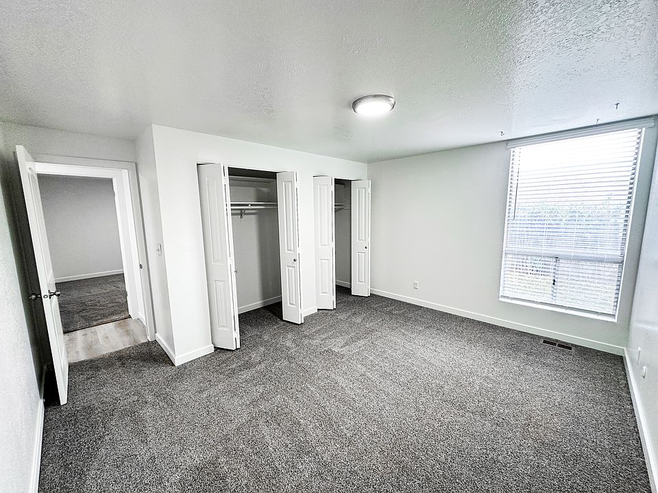 1st image of 4800 W Clark St #6e1e212bb
