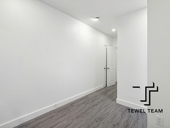 4th image of 609 W 151st St #57B