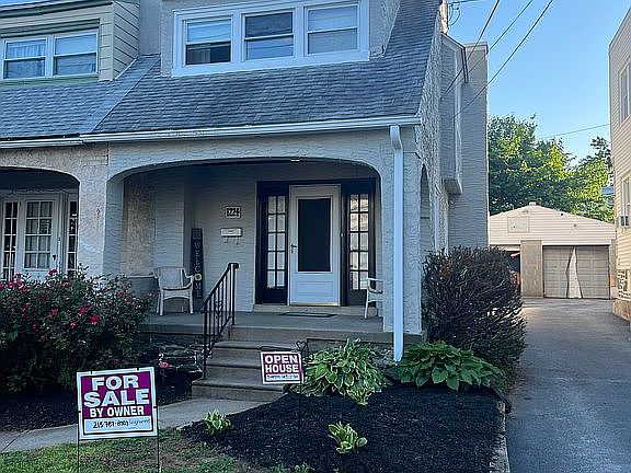 Front freshly landscaped 