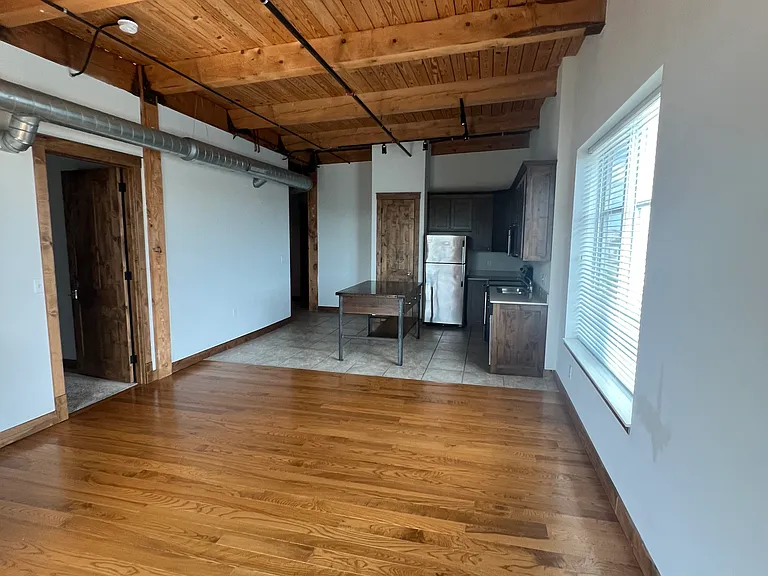 Waukesha Lofts — Photo 34