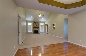 536 E Sequoia St, Republic, MO 65738 | Zillow